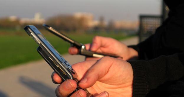 W stanie Nowy Jork zostanie wdrożony program edukacyjny przestrzegający przed sextingiem /stock.xchng