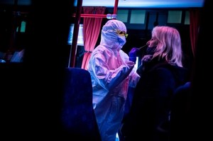 W starciu z pandemią Polsce pomogą powszechne testy i śledzenie kontaktów