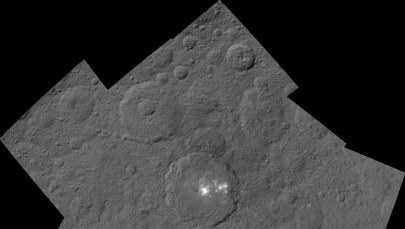 W stronę białych plam Ceres