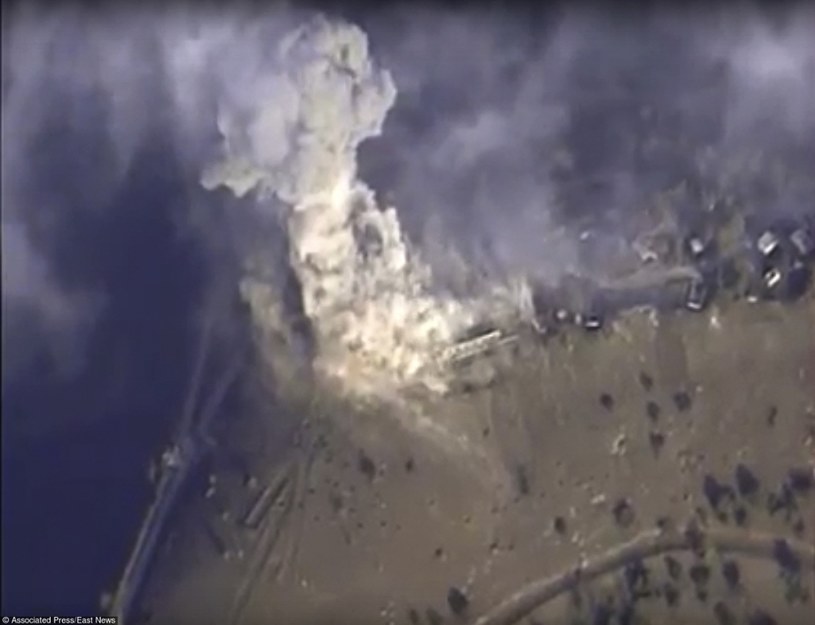 W Syrii wciąż wybuchają pociski /AP/FOTOLINK /East News