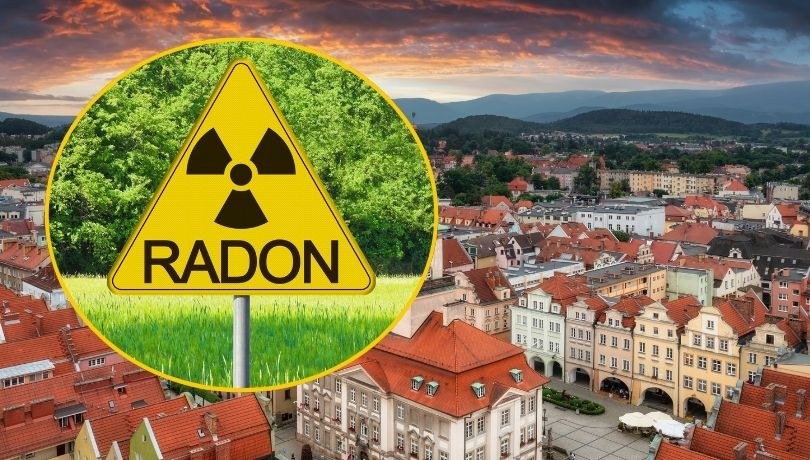 W Szkole Podstawowej nr 5 w Jeleniej Górze wykryto wysokie stężenie radonu /Shutterstock