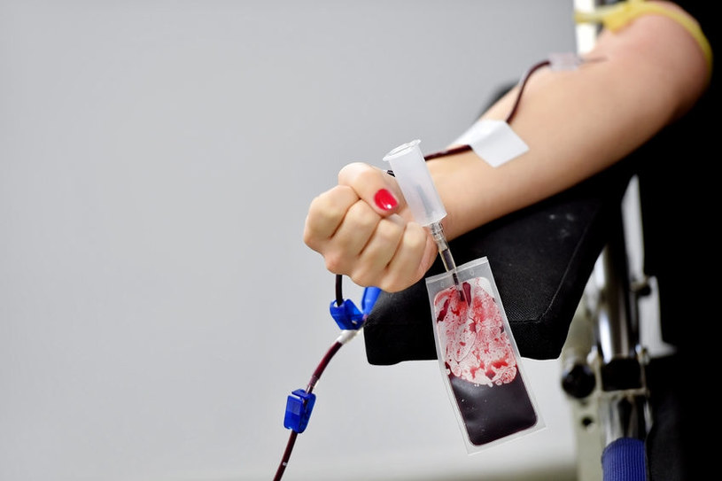 W Szwecji krwiodawcy otrzymują SMS-y, gdy uratują komuś życie /123RF/PICSEL