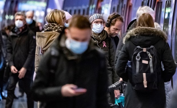 W Szwecji wykryto pierwszy przypadek wariantu Omikron