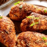 W takiej temperaturze piecz kurczaka. Będzie chrupiący, ale też soczysty