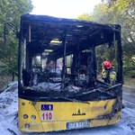 W Tarnowskich Górach spłonął autobus miejski. Pasażerowie zdążyli opuścić pojazd