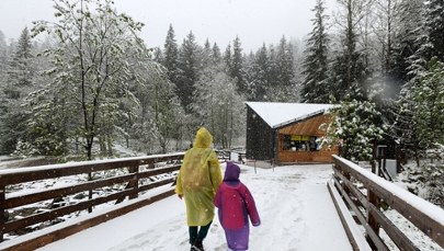 W Tatrach coraz więcej śniegu. Zagrożenie lawinowe