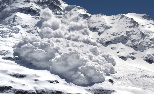 W Tatrach zeszła potężna lawina śnieżno-gruntowa
