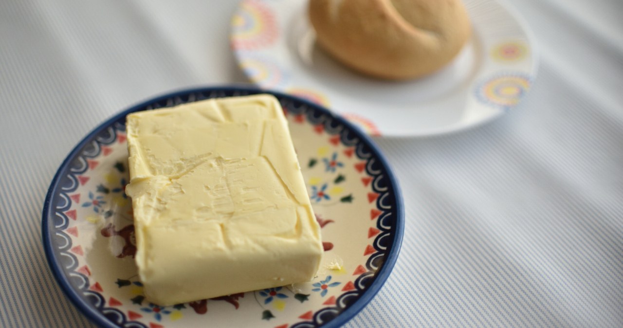 W tej sieci kupisz masło za 4,49 zł. Trzeba spełnić tylko jeden warunek /Canva Pro /INTERIA.PL