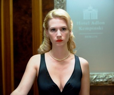 W thrillerze "Tożsamość" (2011) January Jones wcieliła się w postać żony bohatera granego przez Lima Neesona, która nie poznaje swego małżonka po wypadku samochodowym, jakiego doznał mężczyzna. "January to inteligentna aktorka, a jej praca jest bardzo poukładana" - mówił reżyser Jaume Collet-Serra. "Jest również piękna w sposób, który przypomina femme fatale z lat 50. Posiada zatem wszystkie cechy, które potrzebne były do odegrania tej nieokreślonej postaci".
