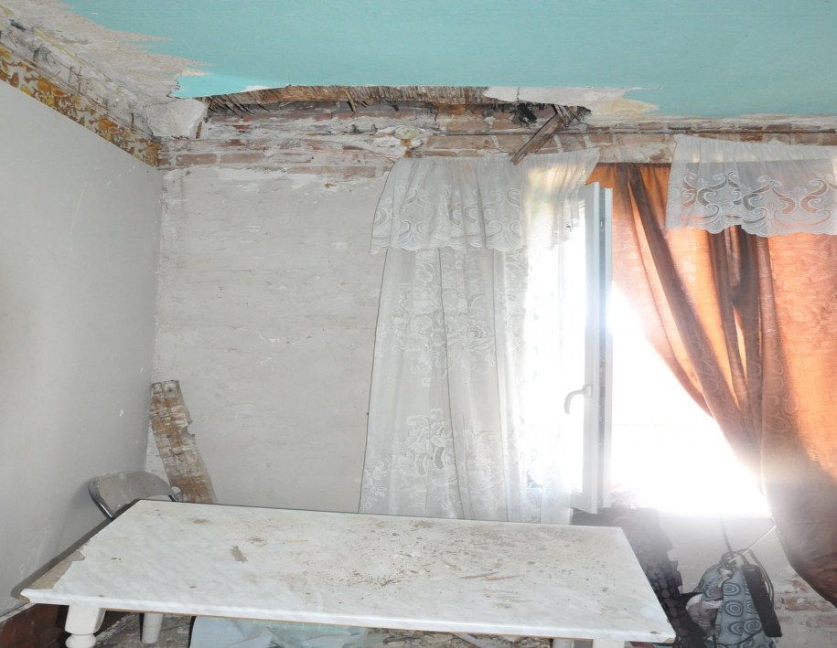 W trakcie zatrzymania poszukiwany 44-latek napadł na funkcjonariuszy i groził im. /KPP Koło /