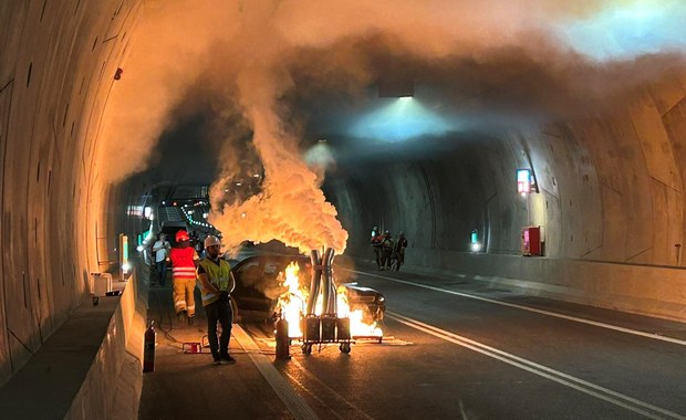 W tunelu w Świnoujściu odbyły się ćwiczenia służb. Jutro oficjalne otwarcie [ZDJĘCIA]