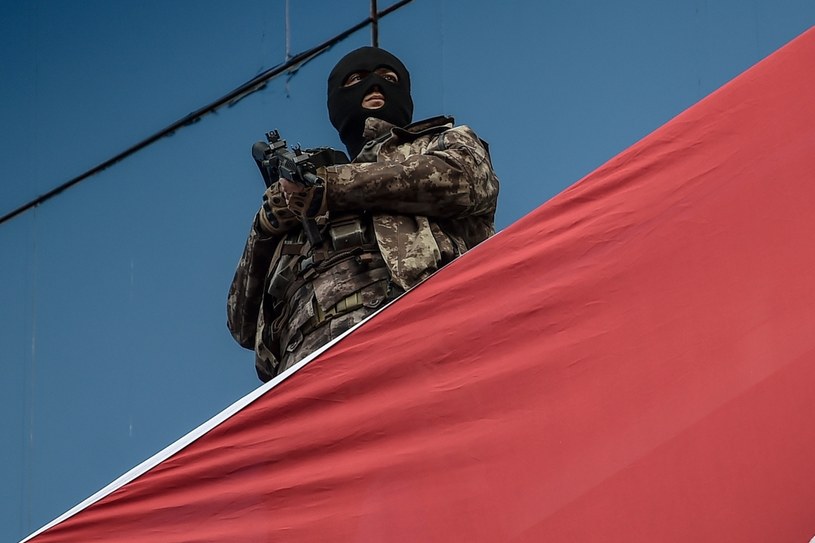 W Turcji zatrzymano ośmiu dżihadystów szkolonych na zamachowców samobójców (zdjęci ilustracyjne) /OZAN KOSE /AFP