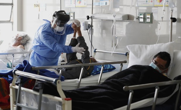 W Tychach brakuje łóżek dla chorych na Covid-19. Szpital jest przepełniony 