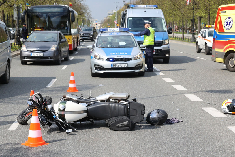 W tym roku jest więcej wypadków z udziałem motocyklistów niż w zeszłym /Jacek Domiński /Reporter