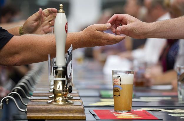 W tym roku rynek piwa spadnie /AFP