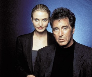 W tym samym czasie Diaz zagrała jeszcze małe rólki w czarnych komediach: "Gorzej być nie może" i "Las Vegas Parano", ale prawdziwy przełom jej w karierze nastąpił dopiero rok później.

Wszystko za sprawą dwóch kreacji: w "Męskiej grze" Olivera Stone'a, w której artystka wcieliła się w młodą, ale znakomicie zdającą sobie sprawę z okrutnych reguł rządzących światem sportu współwłaścicielką klubu futbolowego, Christinę Pagniacci...