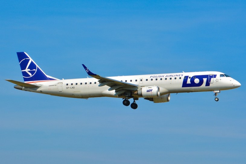 W tym tygodniu Polskie Linie Lotnicze LOT ogłoszą plan odmrażania pasażerskich połączeń lotniczych /123RF/PICSEL