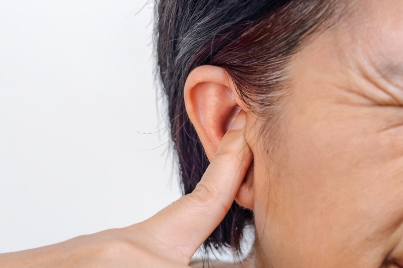 W uchu kobiety znaleziono niechcianego lokatora. /123RF/PICSEL