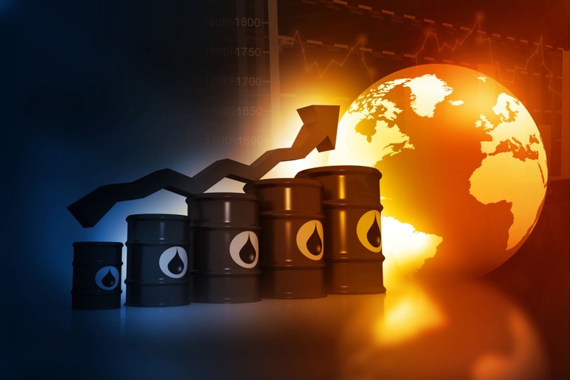 W USA ropa drożeje przed kluczową dla rynków decyzją OPEC+ /123RF/PICSEL