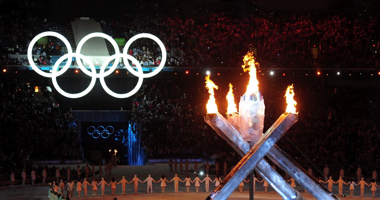 W Vancouver zapłonął olimpijski znicz