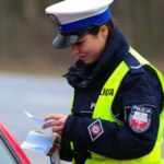 W wakacje policja patrzy na pole S.1 w dowodzie. Kierowcy mogą stracić prawko