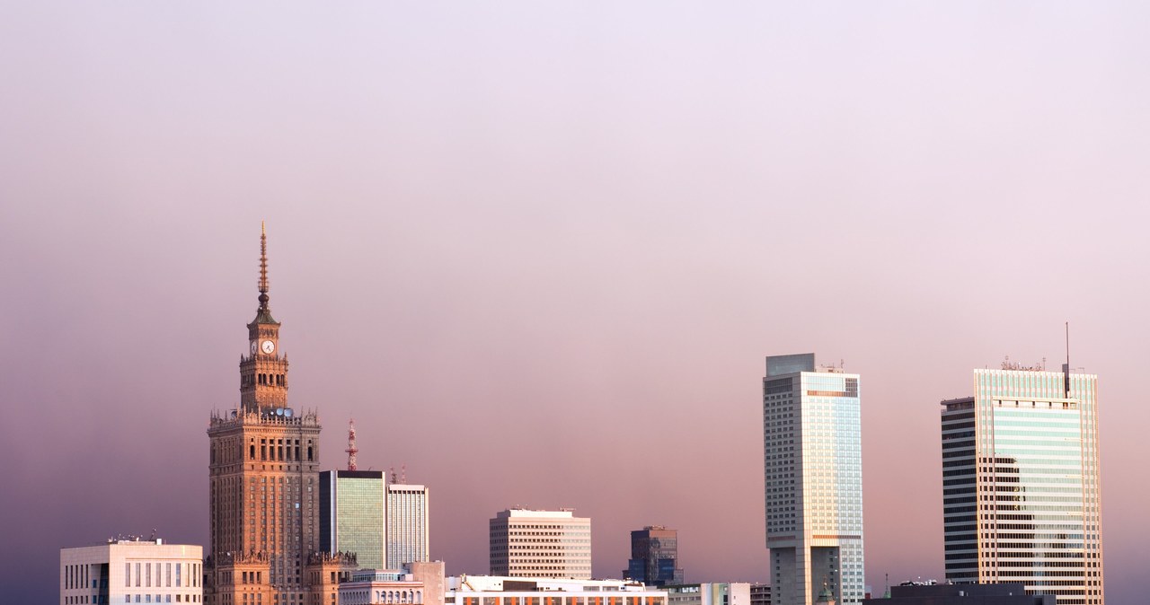 W Warszawie bezrobocie jest niewielkie, także wśród młodych /123RF/PICSEL