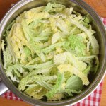 W warzywniakach nie brakuje, a my wciąż nie doceniamy. Najlepsza na dobrą pamięć, zdrowe kości i cerę