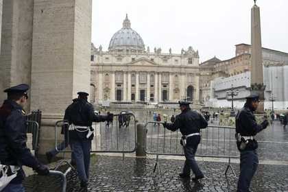 W Watykanie trwają przygotowania do zaplanowanego w marcu konklawe /GUIDO MONTANI  /PAP/EPA