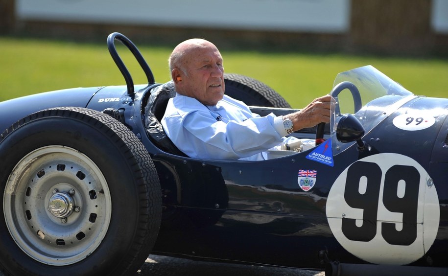W wieku 90 lat po długotrwałej chorobie zmarł jeden z najwybitniejszych kierowców Formuły 1 sir Stirling Moss / 	Clive Gee /PAP/EPA