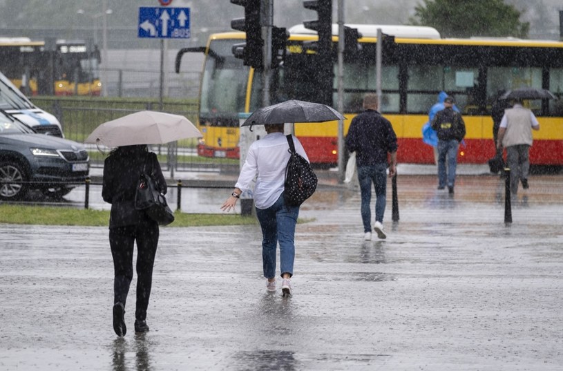 W Wielką Sobotę w większości regionów ma być pochmurno z opadami deszczu /K.DOBUSZYNSKI/Polska Press /East News