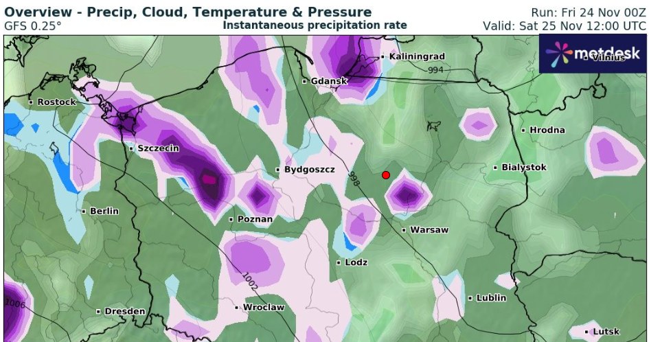 W wielu miejscach kraju spadnie śnieg i deszcz ze śniegiem. Najwięcej opadów spodziewanych jest na Pomorzu i Wybrzeżu /wxcharts