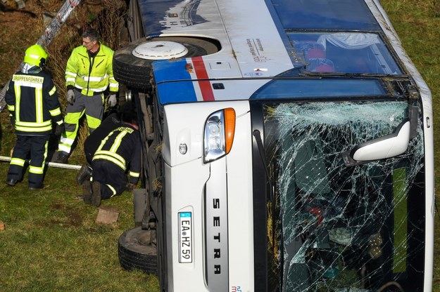 W wypadku autobusu szkolnego zginęło dwoje dzieci /FILIP SINGER /PAP/EPA