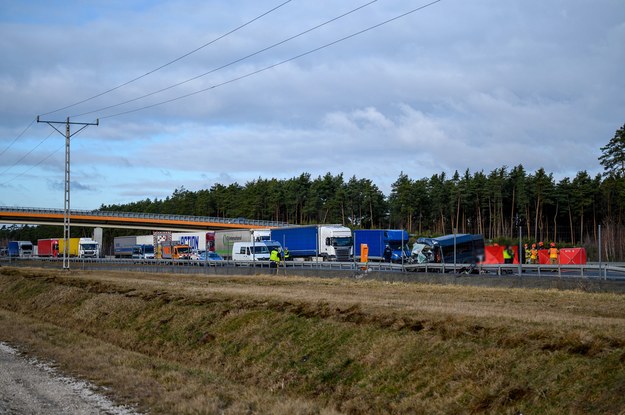 W wypadku na małopolskim odcinku A4 zginęły cztery osoby /Paweł Topolski /PAP