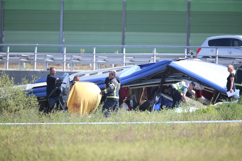 W wypadku polskiego autobusu w Chorwacji zginęło 12 osób, a 32 zostały ranne /Matija Habljak/PIXSELL/Press Association/East News /East News