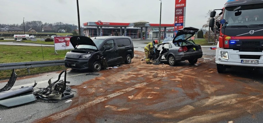 W wypadku ranne zostały cztery osoby /Patrol998-Małopolska/Facebook /