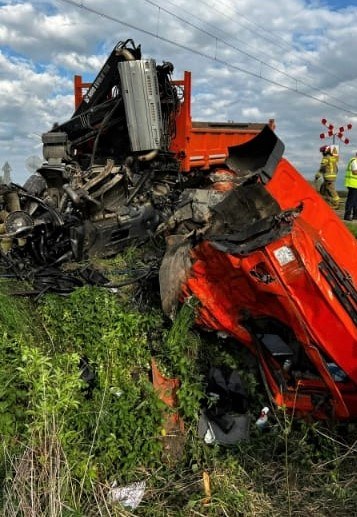 W wypadku zginął 37-letni kierowca ciężarówki /KPP Przeworsk /Materiały prasowe