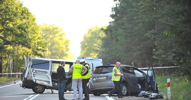 W wypadku zginął kierowca toyoty i troje dzieci /PAP