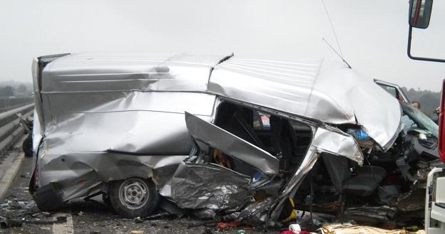 W wypadku zginął pasażer transita / Fot: ratownictwo.opole.pl /Informacja prasowa