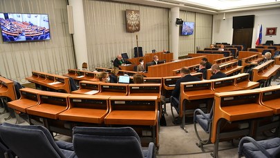 "W wyroku TK chodzi o władzę PiS nad sądami". Ostre słowa senackiej większości 