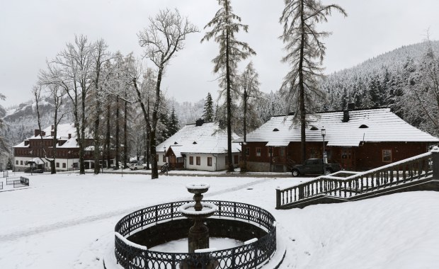 W Zakopanem już sypnęło. Coraz więcej śniegu w Tatrach
