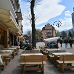 W Zakopanem żalą się na bufetowe zwyczaje Polaków. "Wracają do nas całe patery"