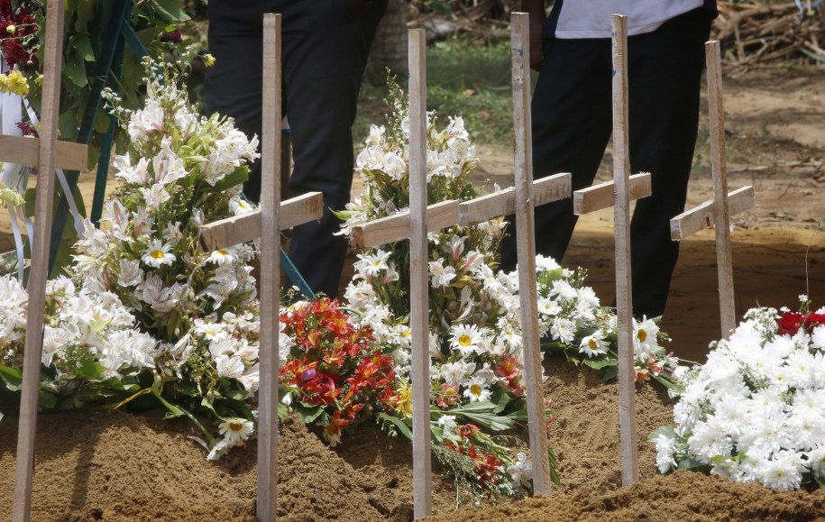 W zamachach - według ostatnich informacji - zginęło 359 osób /M.A. PUSHPA KUMARA /PAP/EPA
