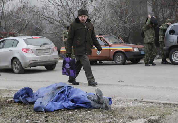 W zamachu na Mariupol zginęło 30 osób, a 100 zostało rannych /AFP