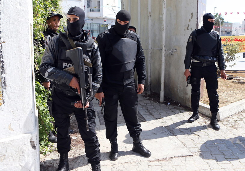 W zamachu w Tunisie zginęło 21 osób /Informacyjna Agencja Radiowa