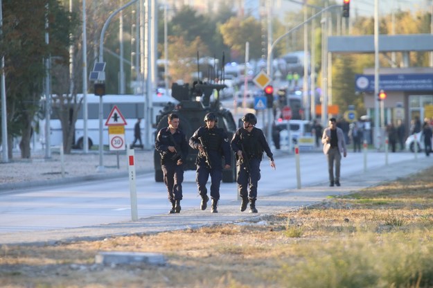 W zamachu zginęło 5 osób, a 22 zostały ranne /EPA/NECATI SAVAS /PAP/EPA