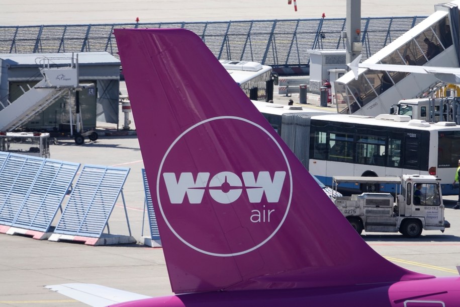 W zeszłym roku linie WOW air wykorzystywały 11 samolotów, przewożąc 3,5 mln pasażerów /	MAURITZ ANTIN /PAP/EPA