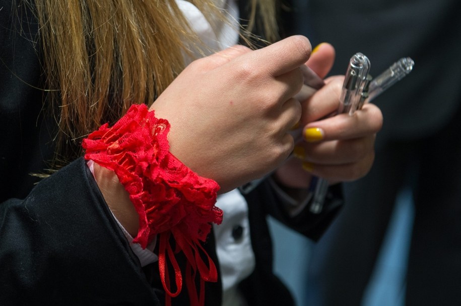 W zeszłym roku pomyślnie przez egzamin dojrzałości przeszło 8 na 10 zdających /Tytus Żmijewski /PAP