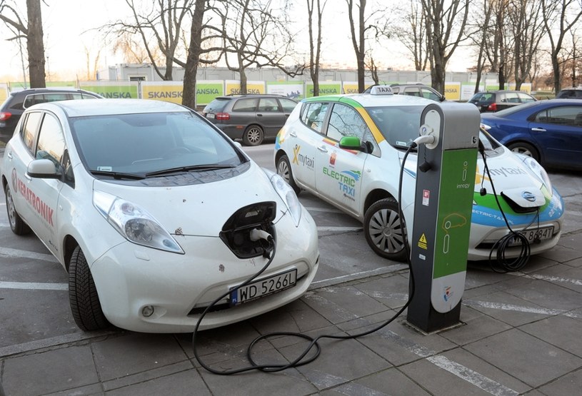 W zeszłym roku w Polsce sprzedano 520 aut elektrycznych /Jan Bielecki /East News