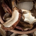 W żurku i bigosie są nieodzowne. Mało kto wie, że dają uczucie sytości, poprawiają pracę mózgu i wspierają układ odpornościowy