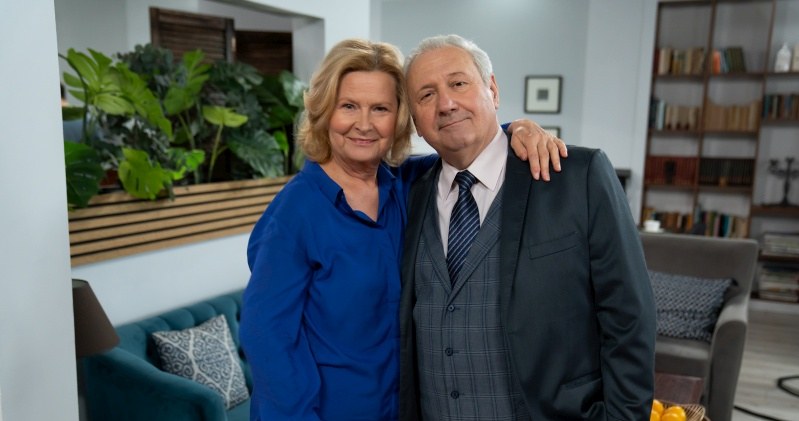 W życiu Jerzego (Andrzej Grabarczyk) nastąpi przełom. Elżbieta (Barbara Bursztynowicz) złoży pozew o rozwód /Źródło: AIM